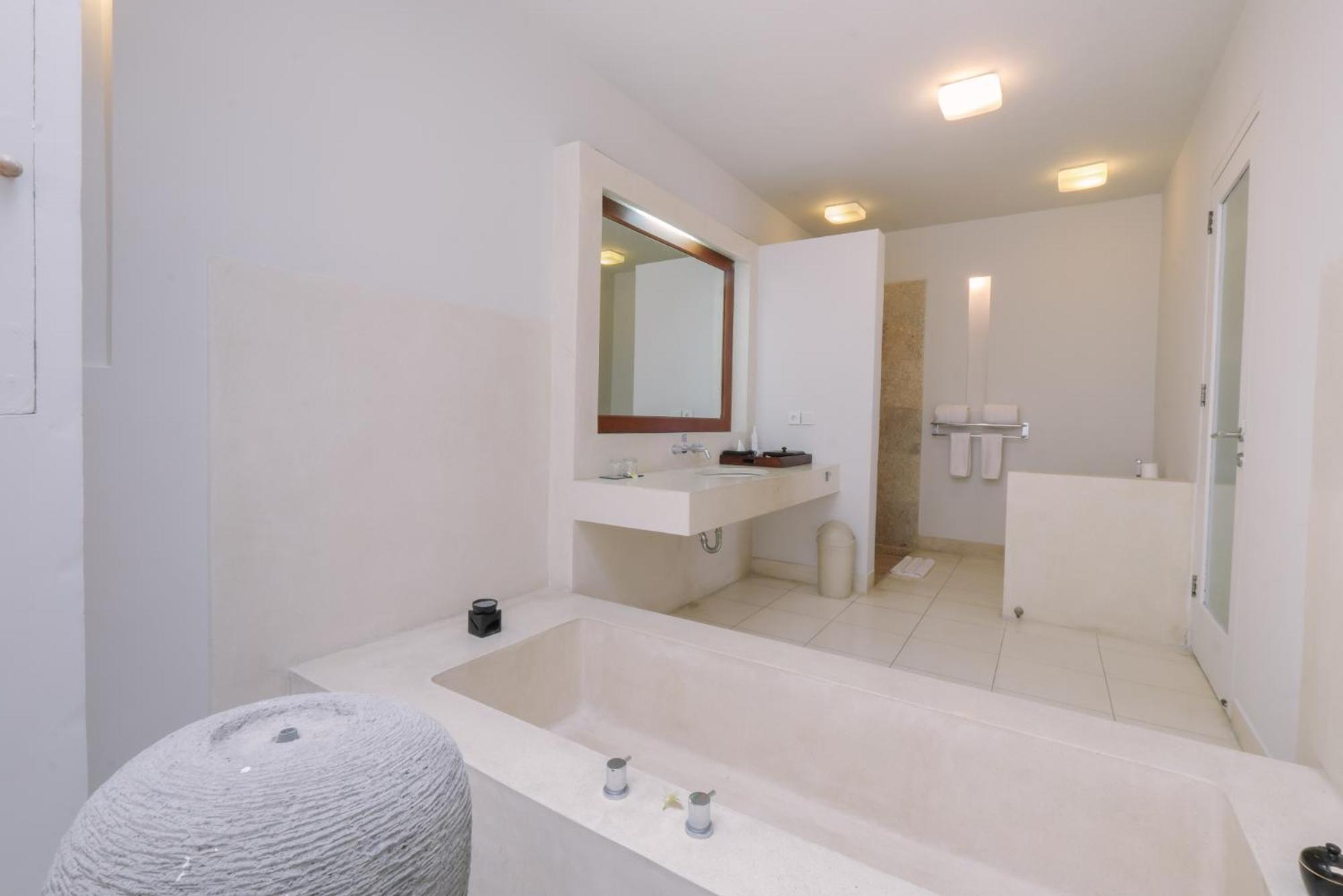 Kaisa Villas Seminyak Ngoại thất bức ảnh